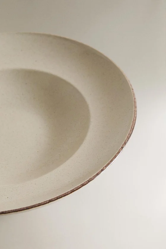 Керамическая тарелка для пасты с антикварной отделкой