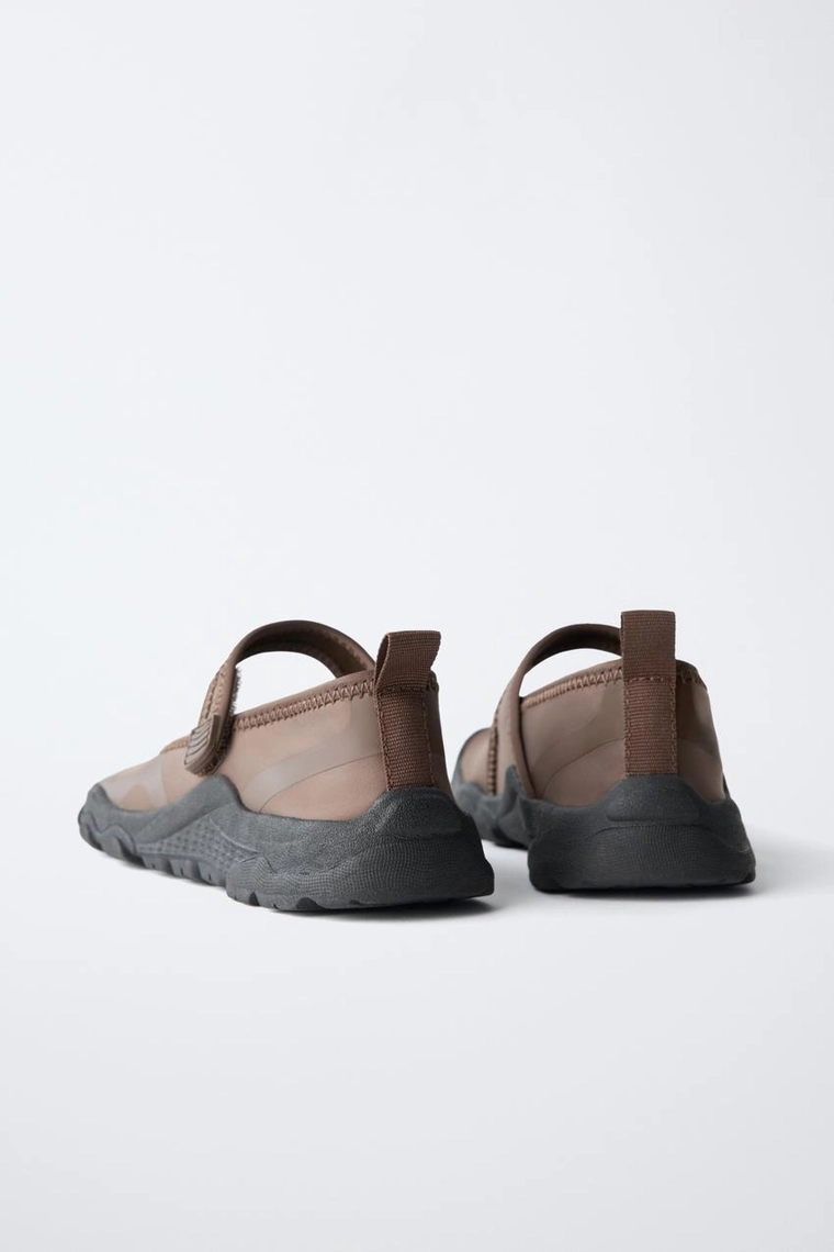 Спортивные балетки в стиле barefoot