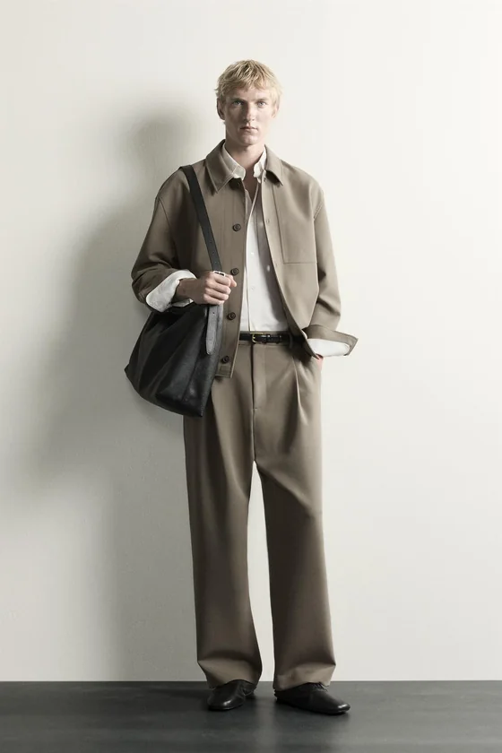 БРЮКИ RELAXED FIT СО СКЛАДКАМИ