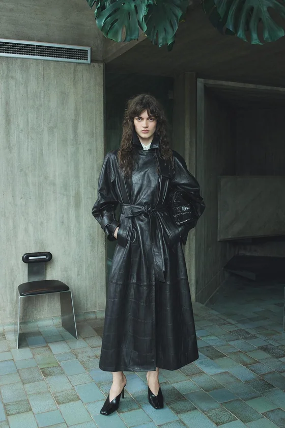 ДЛИННЫЙ ТРЕНЧ ИЗ 100% КОЖИ — ZW COLLECTION
