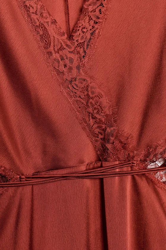 АТЛАСНОЕ ПЛАТЬЕ С КРУЖЕВОМ — ZW COLLECTION