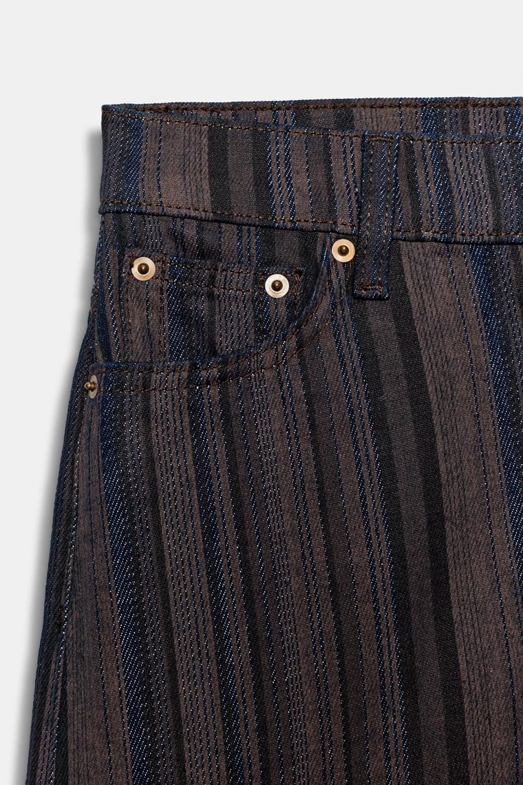 ДЖИНСЫ TAPERED С ВЫСОКОЙ ПОСАДКОЙ — коллекция Zara «ZW»