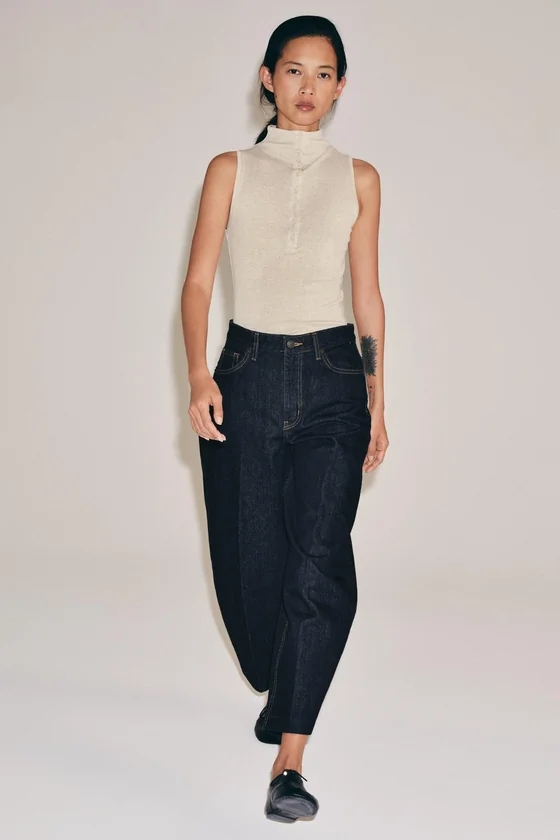 ДЖИНСЫ TAPERED С ВЫСОКОЙ ПОСАДКОЙ — ZW COLLECTION