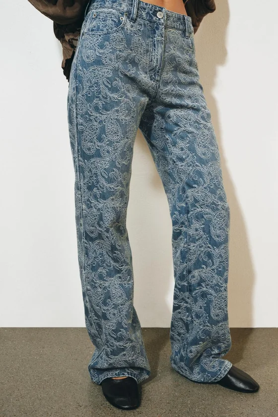 ДЖИНСЫ FLARE С ВЫСОКОЙ ПОСАДКОЙ И ЖАККАРДОМ — ZW COLLECTION