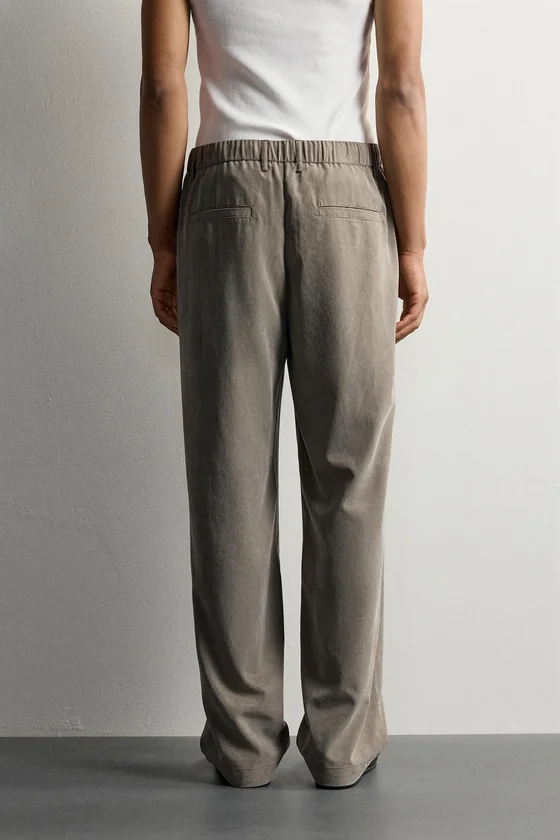 СТРУЯЩИЕСЯ БРЮКИ RELAXED FIT
