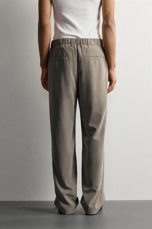 Струящиеся брюки Relaxed Fit