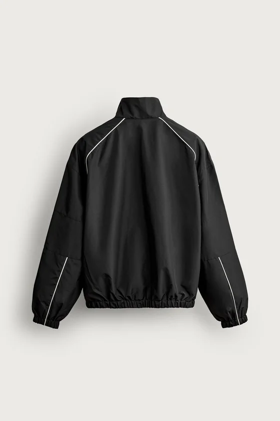 WATER-REPELLENT КУРТКА С КОНТРАСТНОЙ ОТДЕЛКОЙ