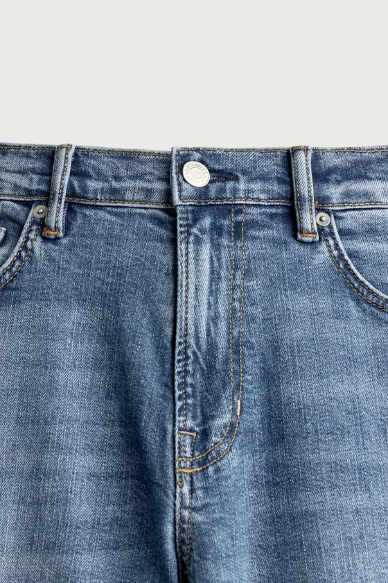 БАЗОВЫЕ ДЖИНСЫ SLIM FIT