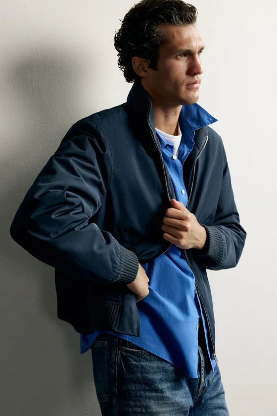 УТЕПЛЕННЫЙ БОМБЕР REGULAR FIT