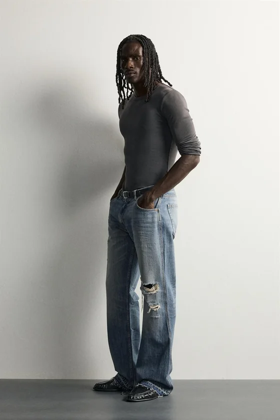 ДЖИНСЫ BOOTCUT С НИЗКОЙ ПОСАДКОЙ И РАЗРЕЗАМИ