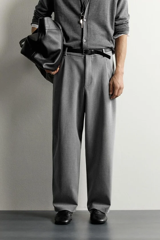 БРЮКИ RELAXED FIT СО СКЛАДКАМИ