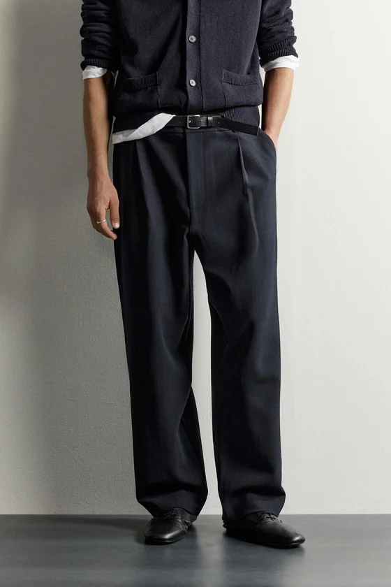 БРЮКИ RELAXED FIT СО СКЛАДКАМИ