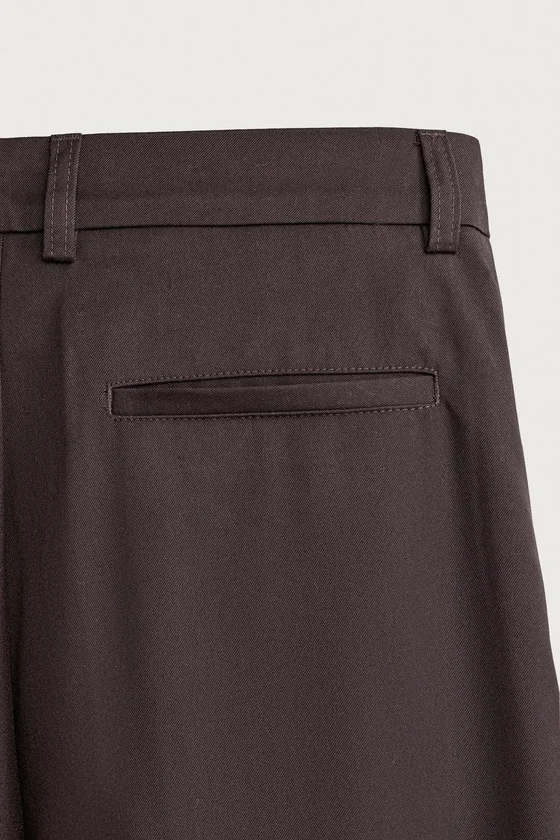 БРЮКИ RELAXED FIT СО СКЛАДКАМИ