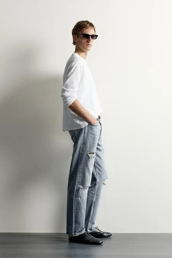 ДЖИНСЫ STRAIGHT FIT С РАЗРЫВАМИ