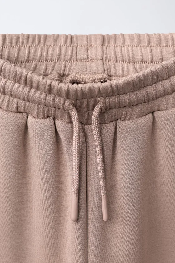 СПОРТИВНЫЕ БРЮКИ WIDE LEG С КОНТРАСТНЫМИ ДЕТАЛЯМИ