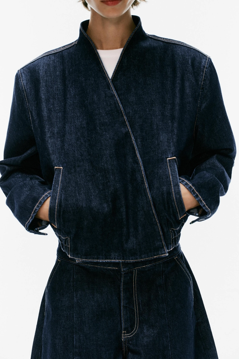 Бомбер trf из денима с косым перекрестным воротником