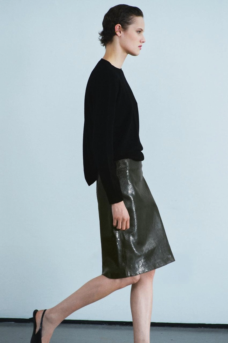 Мини-юбка из 100% кожи Zara «ZW»
