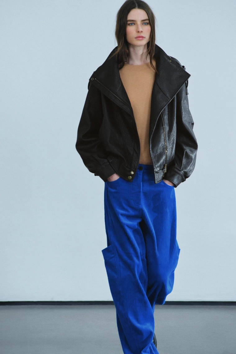 Вельветовые брюки с карманами Zara «ZW»