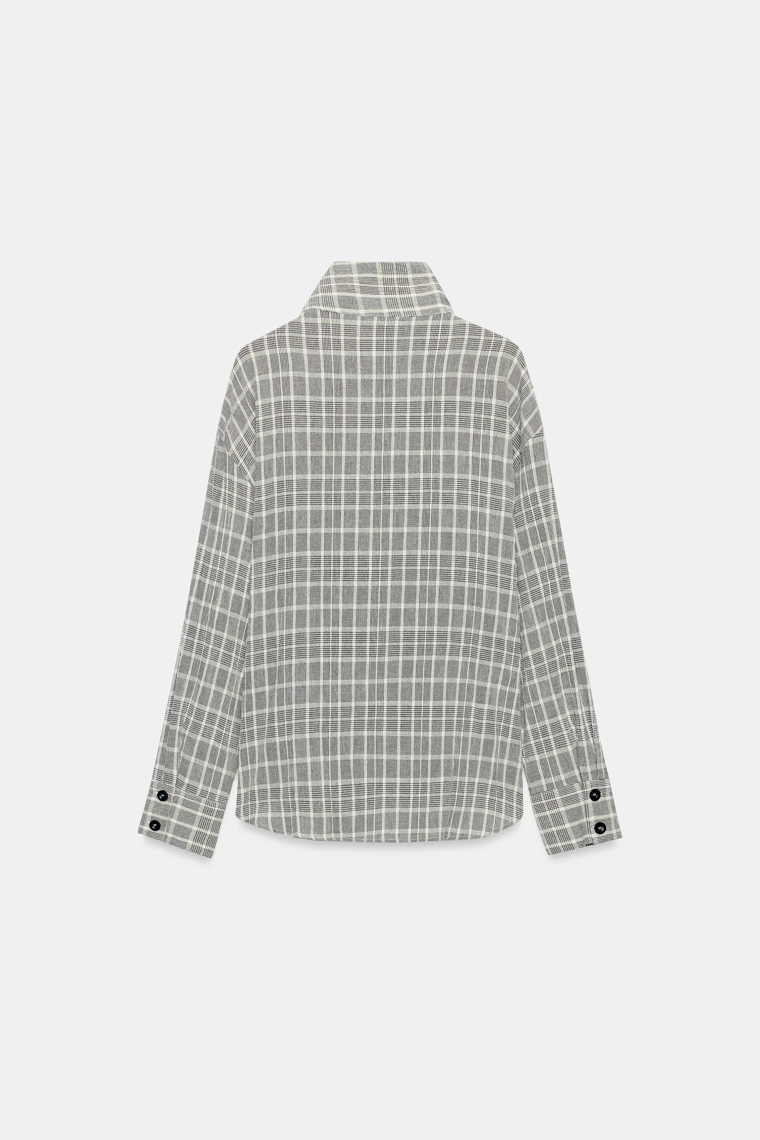 Клетчатая рубашка на запах