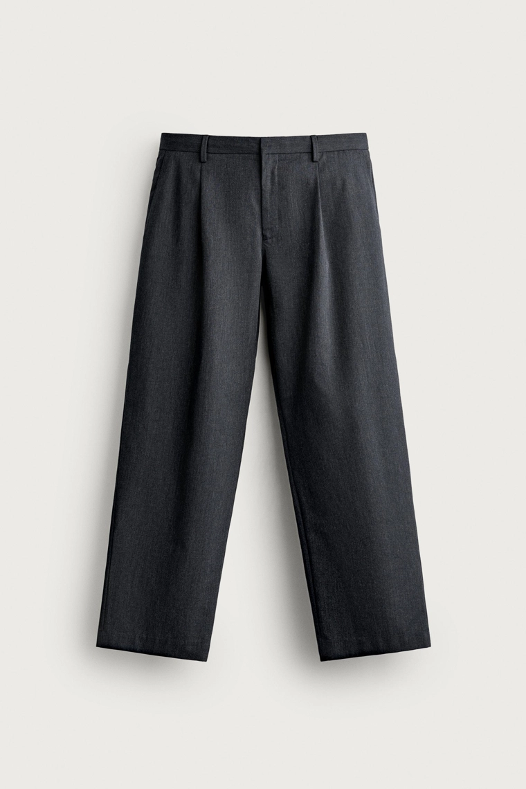 Брюки regular fit с защипами