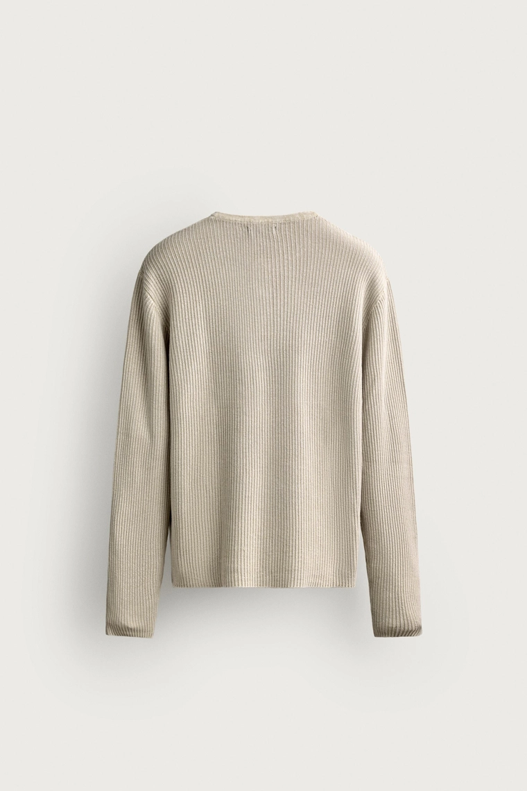 Вязаная футболка henley