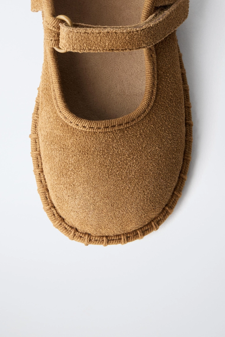 Кожаные балетки barefoot с бахромой