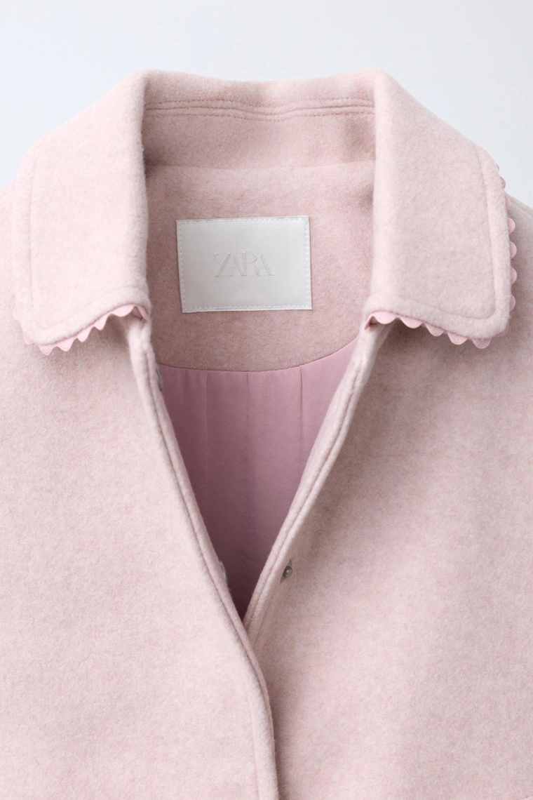Бомбер с отделкой рикрак
