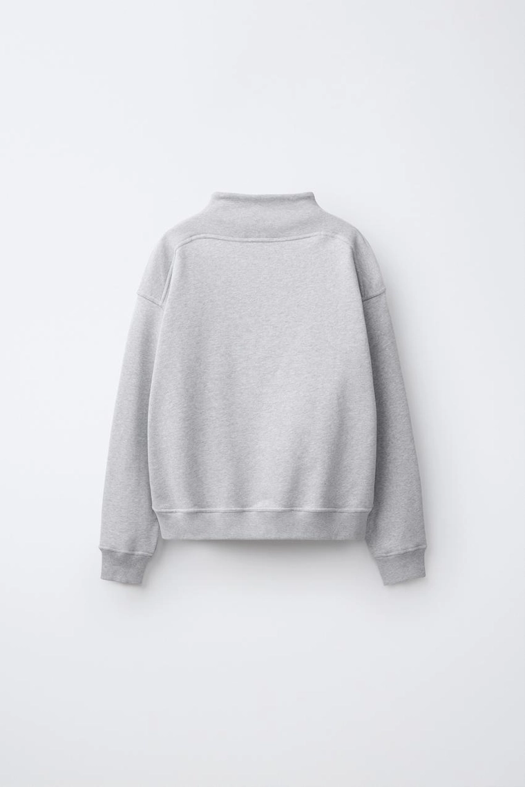 Свитшот 0fr. paris x zara с вышивкой