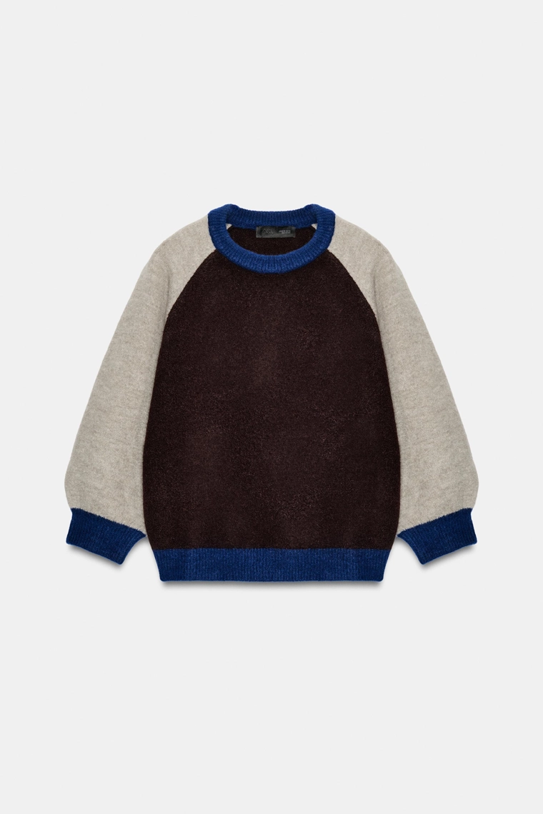 Джемпер в стиле colour block