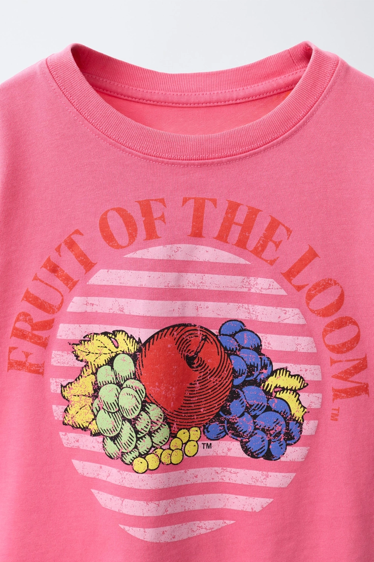 Укороченная футболка с окраской и принтом fruit of the loom™