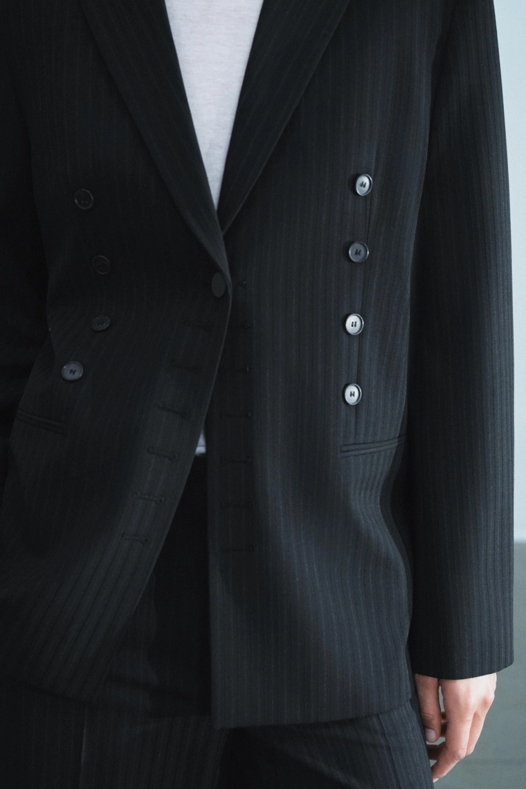 Полосатый блейзер из коллекции zw