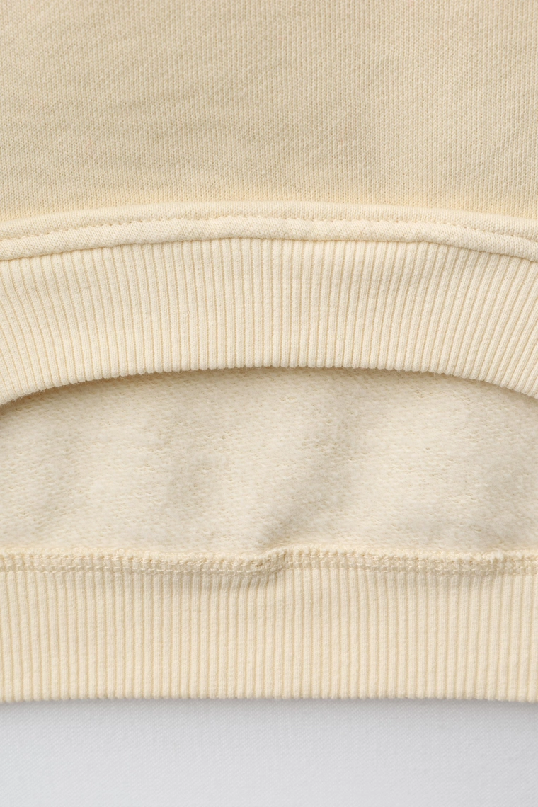 Св sweatshirt с аппликацией в виде сердца