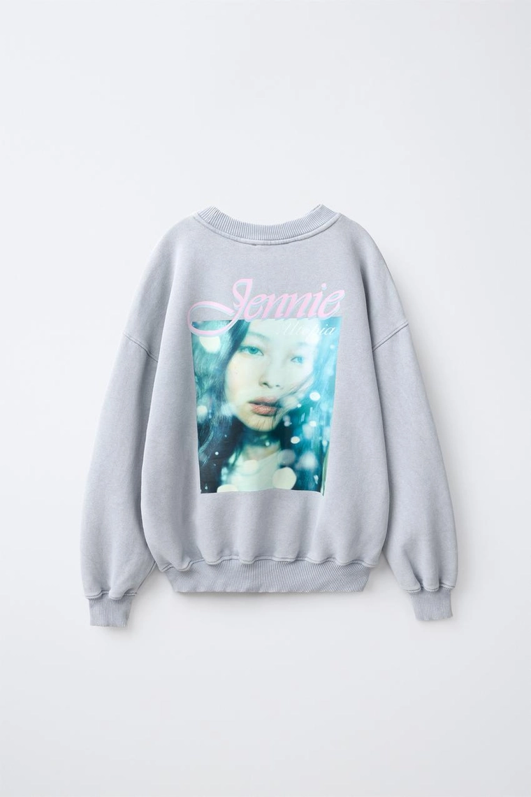 Свитшот с принтом jennie ©™