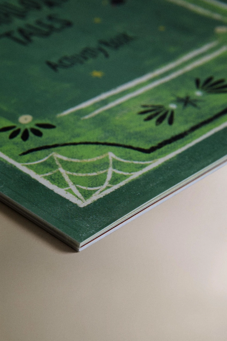 Детская книга «весёлые хэллоуинские истории» (английский)