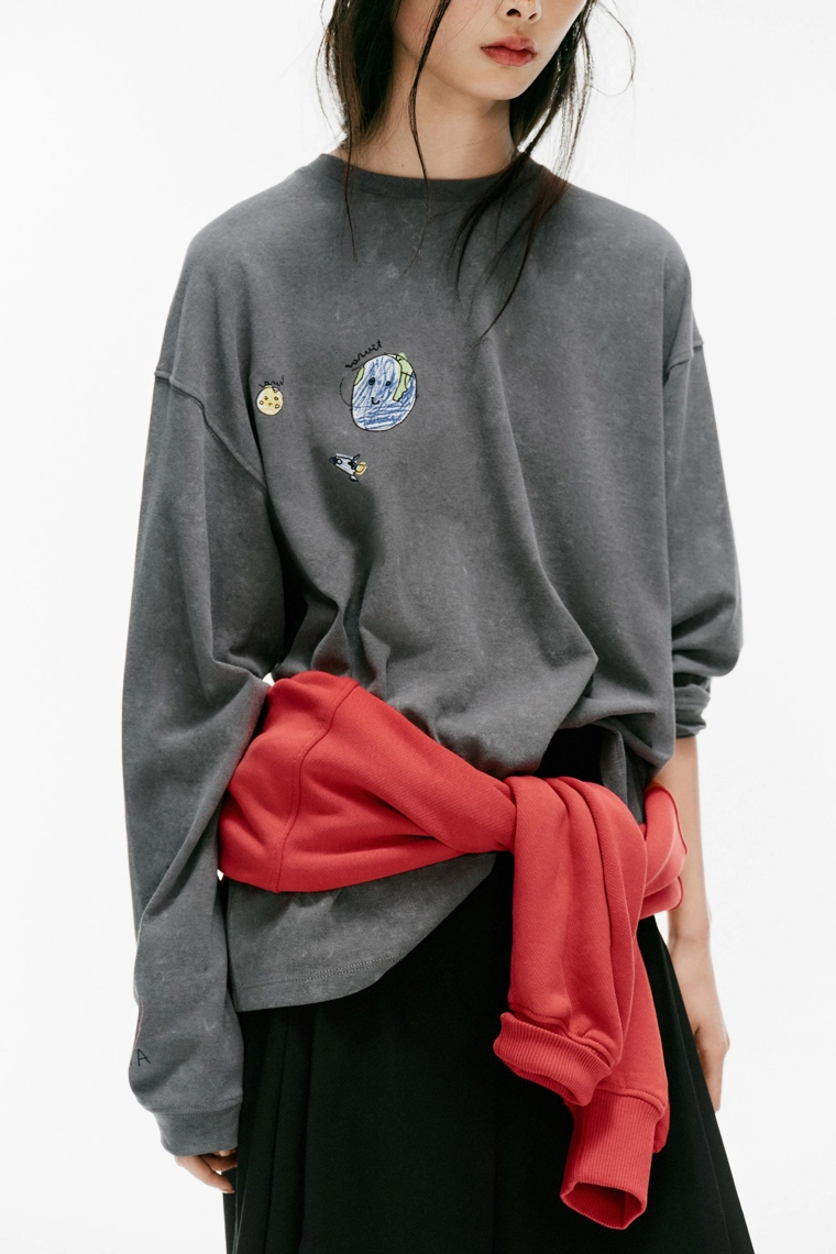 Футболка oversize с принтом планеты