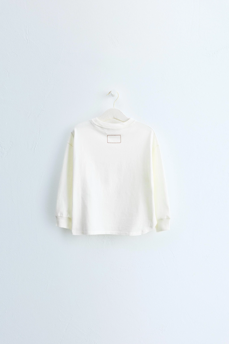 Футболка zara timeless с длинными рукавами и манжетами, белая