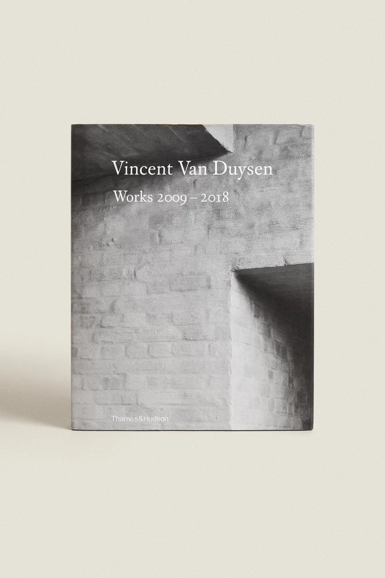 Книга vincent van duysen works 2009-2018 (на английском)