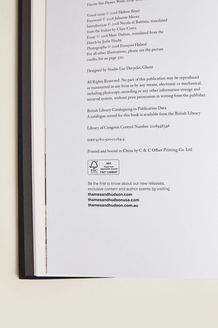 Книга vincent van duysen works 2009-2018 (на английском)