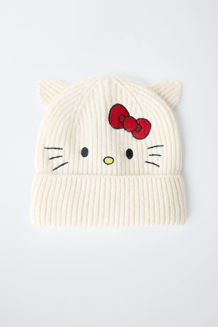 Вязаная шапка с вышивкой hello kitty © sanrio