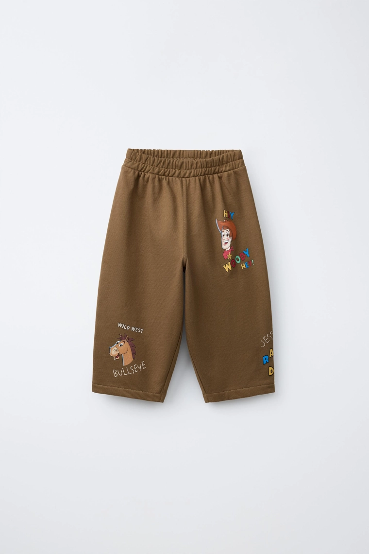 Широкие плюшевые штаны с принтом toy story © disney pixar