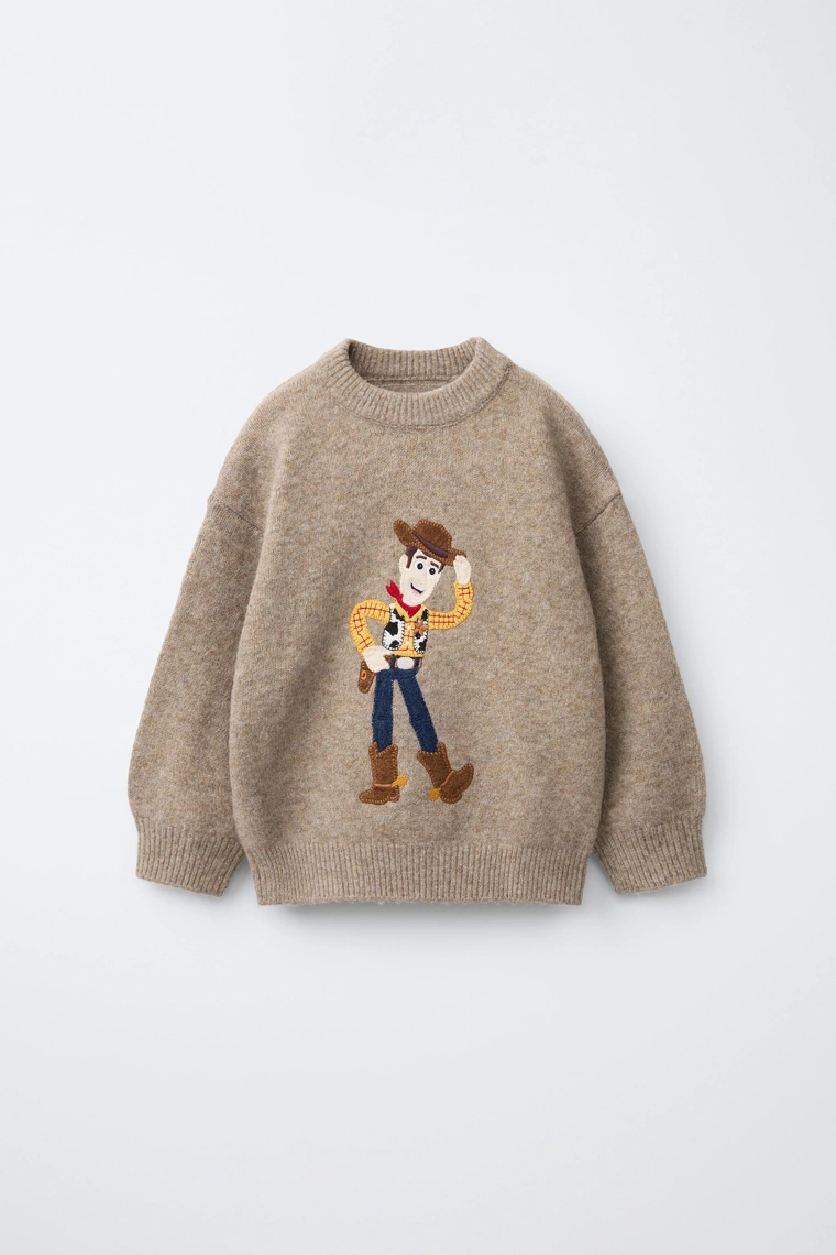 Вязаный джемпер с вышивкой toy story © disney pixar