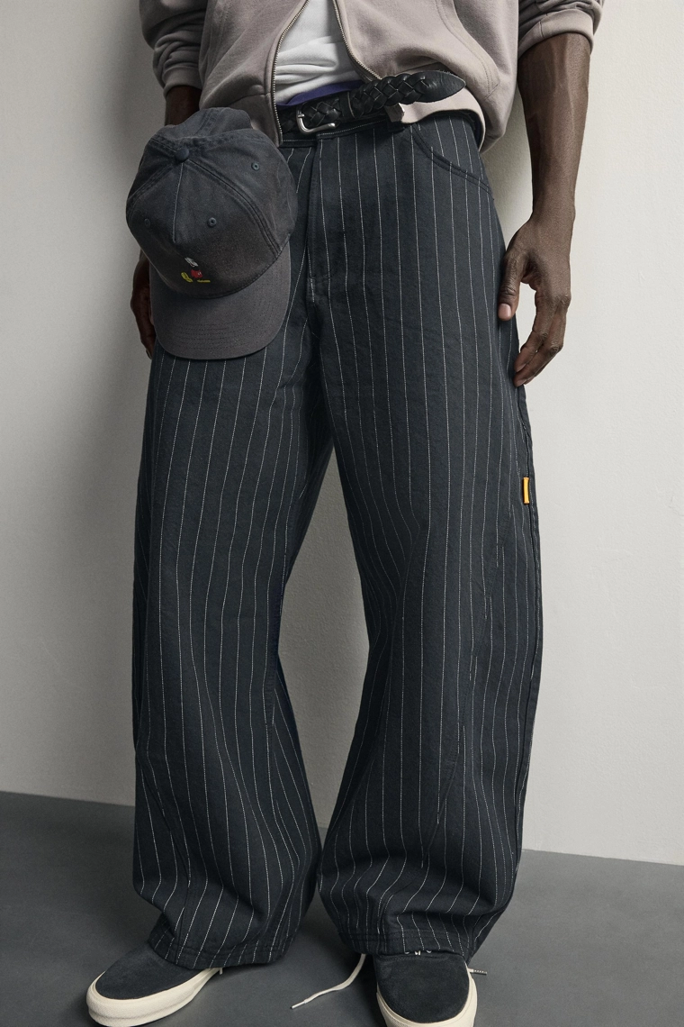 Брюки balloon fit в тонкую полоску