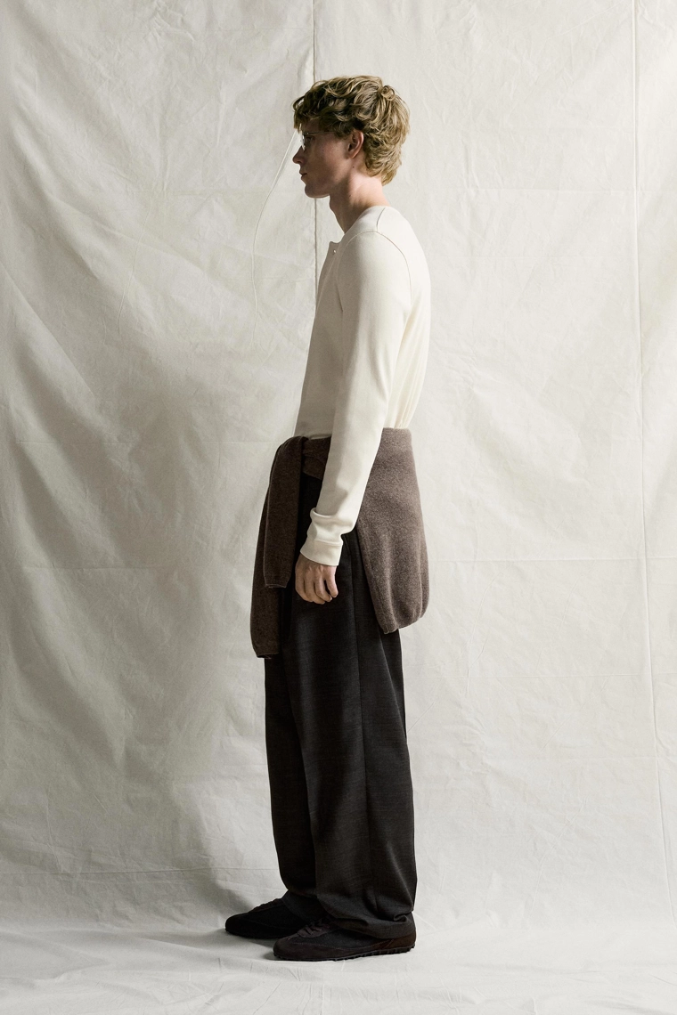 Футболка henley