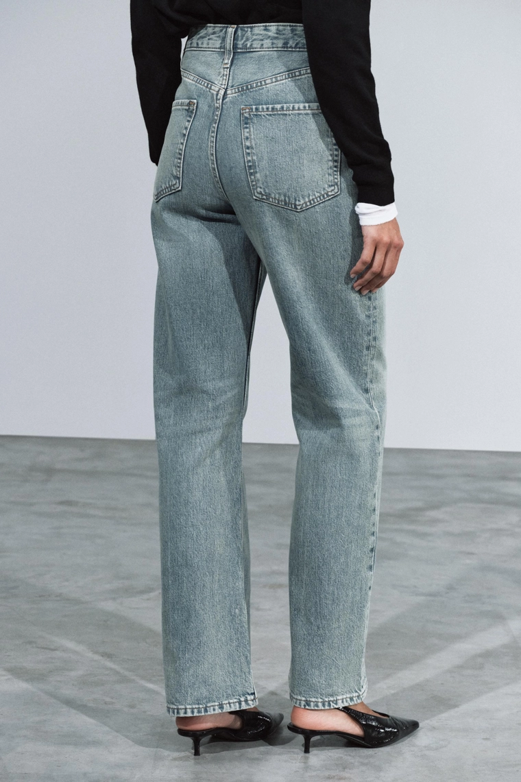 Джинсы zara woman с высокой талией и прямыми брюками