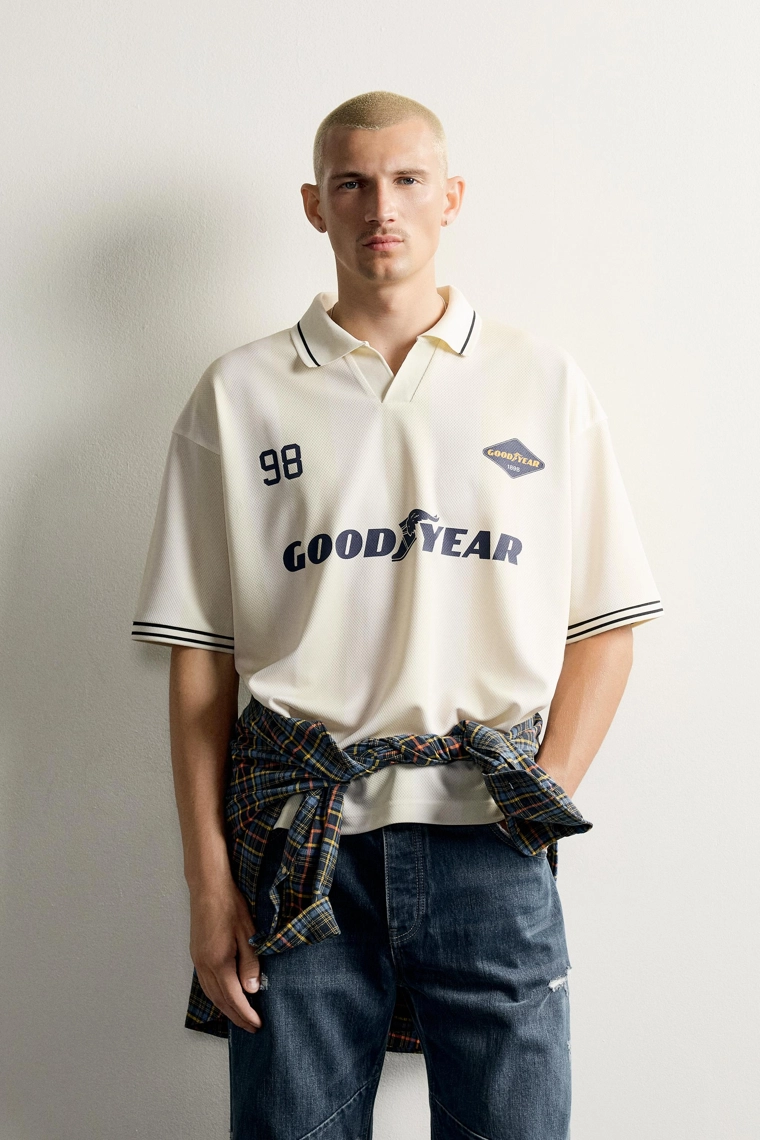 Ретро поло с графикой goodyear©