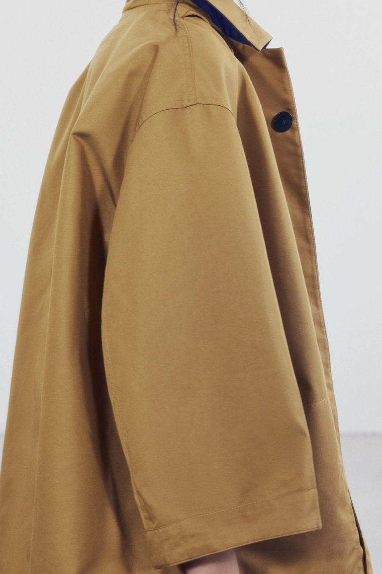 Двусторонний короткий тренч zw collection