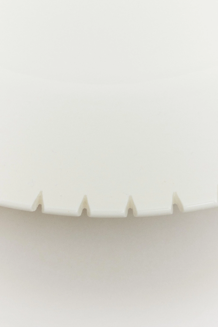 Тарелка the dentata плоская