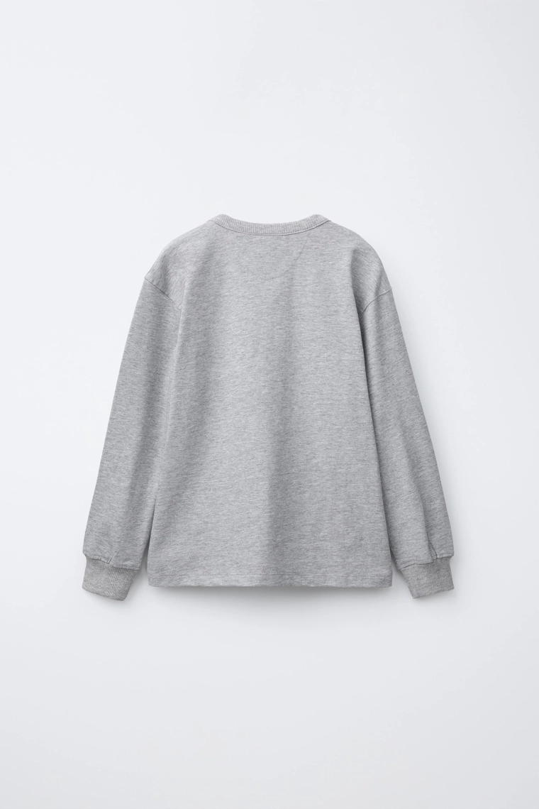 Лонгслив henley с ярлыком