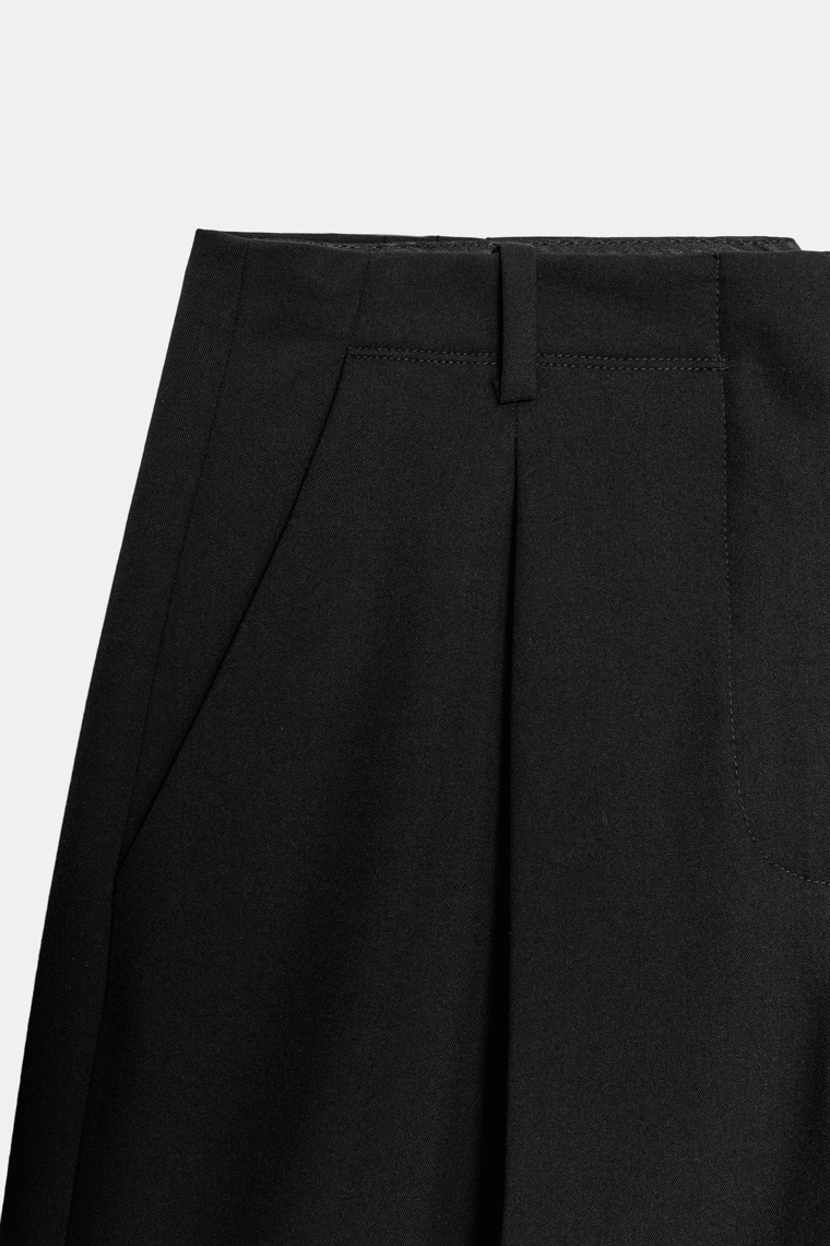 Расклешённые брюки с защипами zw collection