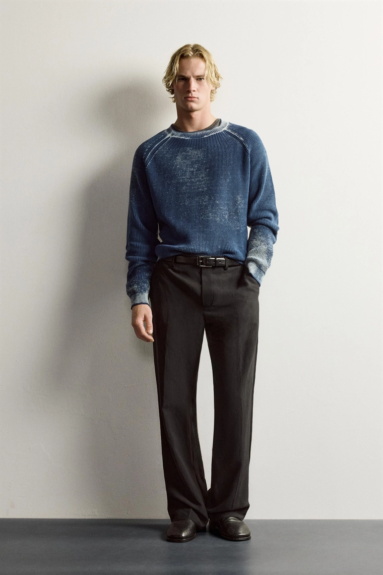 Джемпер свободного кроя с эффектом выварки